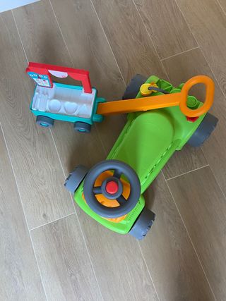 FisherPrice Ríe y Aprende Tractor Correpasillos
