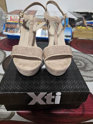 Sandalias cuña Xti Nude Talla 38
