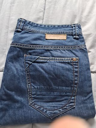 Pantalón vaquero talla 44