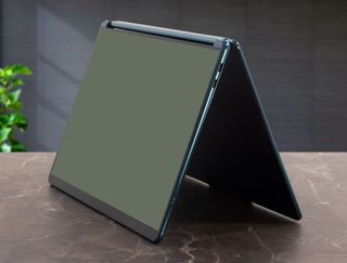 Yoga Book 9 Gen 13 i7-1355U/16GB/1TB/2.8K 13IRU8
