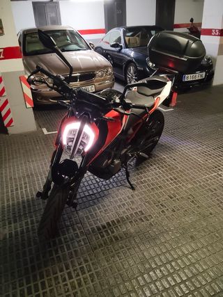 KTM Duke 125 c.c Marzo 2019