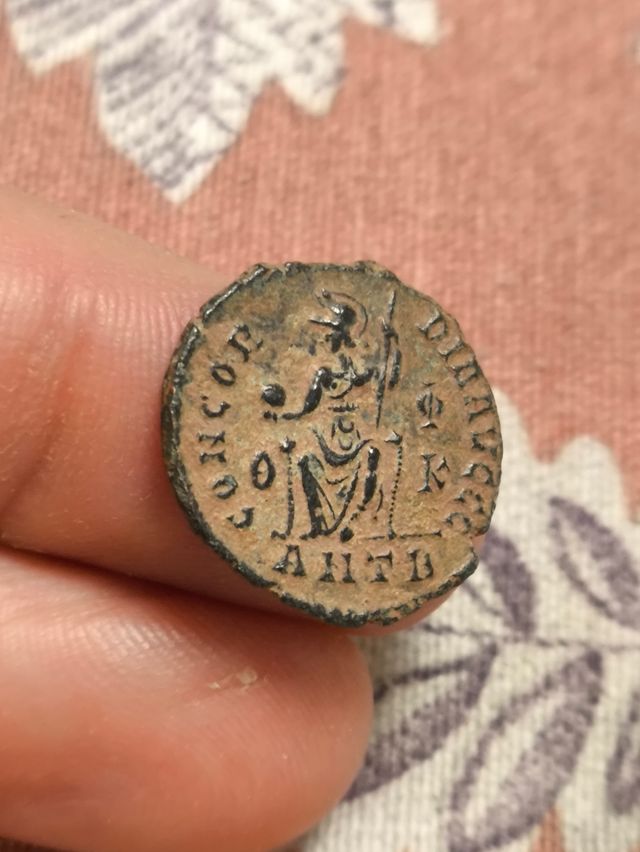 Moneda Romana Bajo imperio Valentino II