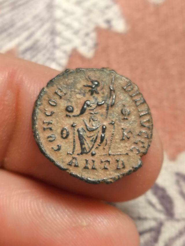 Moneda Romana Bajo imperio Valentino II