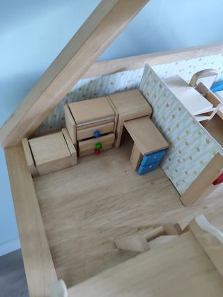 Casa de muñecas . Casita madera. Plan  Toys 7110