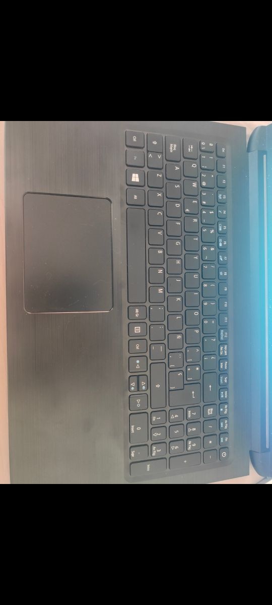 Portátil gaming acer i7 7500