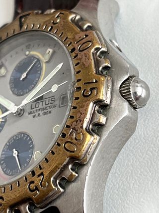 Reloj Lotus Multifunción - Dorado y Plateado