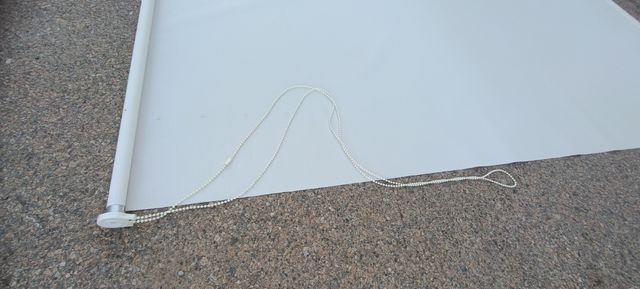 Estore enllorable translúcido