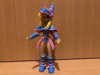 Figura Dark Magician Girl YuGiOh mattel