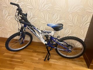 BICICLETA MTB 20’’ CON DOBLE SUSPENSIÓN  CAMBIOS SHIMANO