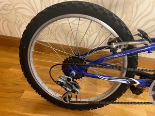 BICICLETA MTB 20’’ CON DOBLE SUSPENSIÓN  CAMBIOS SHIMANO