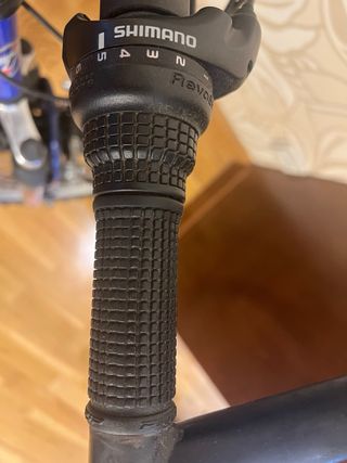 BICICLETA MTB 20’’ CON DOBLE SUSPENSIÓN  CAMBIOS SHIMANO