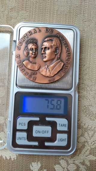 Medalla bronce Escuela Central Agricultura