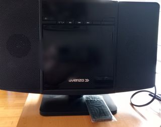 Radio con reproductor de CD y USB