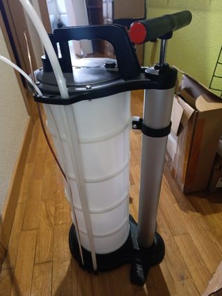 Extractor fluido 9L -dañado pero funcional