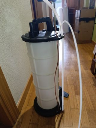 Extractor fluido 9L -dañado pero funcional