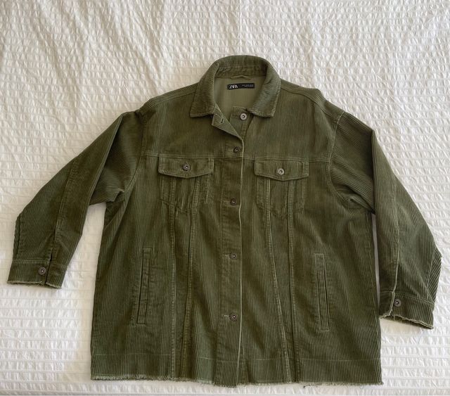 Cazadora verde de pana