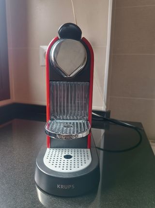 Cafetera de cápsulas Nespresso 