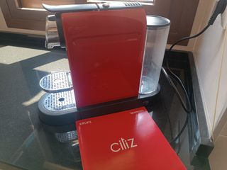 Cafetera de cápsulas Nespresso 