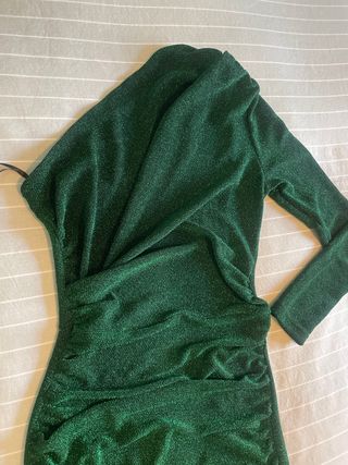 Vestido verde brillante manga larga