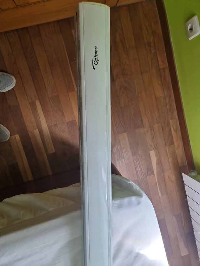 Pantalla proyeccion electrica Optoma 92"