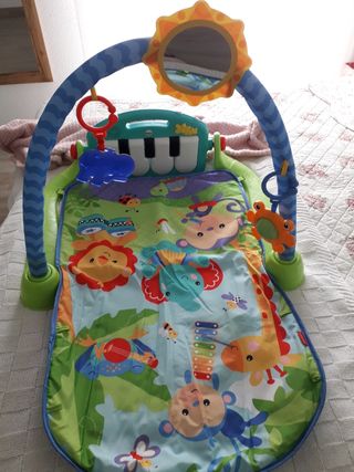 Divertido gimnasio piano fisher price