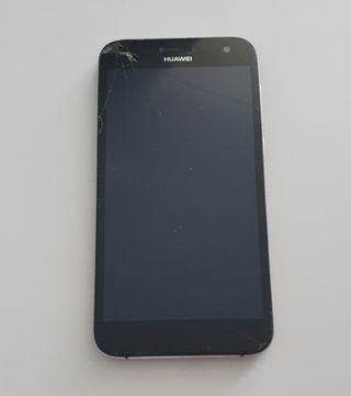 Lote 2 móviles, Samsung y Huawei, para reparar