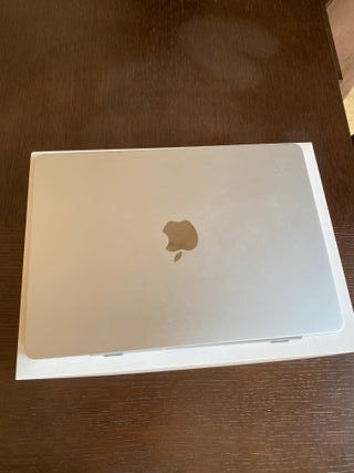 MacBook Air 13.6'' M2 16GB/256GB SSD
