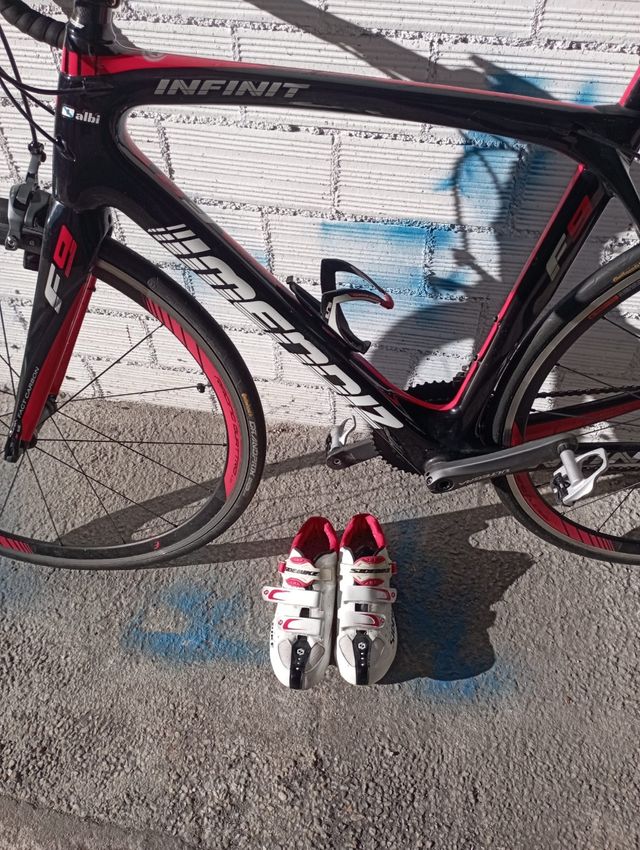 Bicicleta carretera carbono Mendiz Infinit