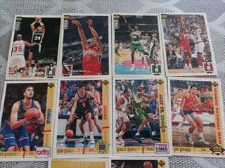 Lote 29 CARDS upperdeck año 93 94