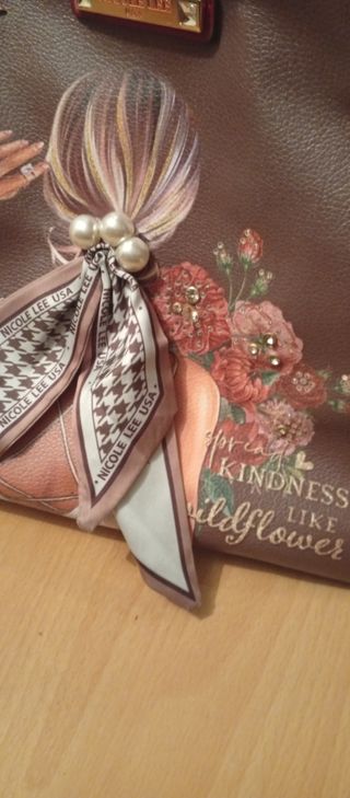 Bolso Nicole Lee marrón y rojo