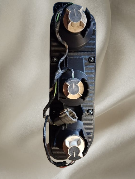 Pareja Pilotos traseros Nissan Terrano II 2 Luces