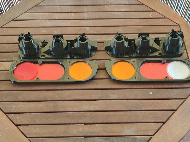 Pareja Pilotos traseros Nissan Terrano II 2 Luces