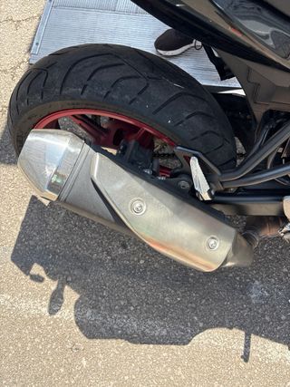 Sevende moto suzuki 650.cmt