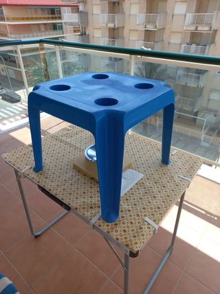 MESA auxiliar de apoyo porche o jardin o interior