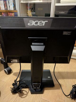 Monitor Acer LCD modelo B223WL 22"