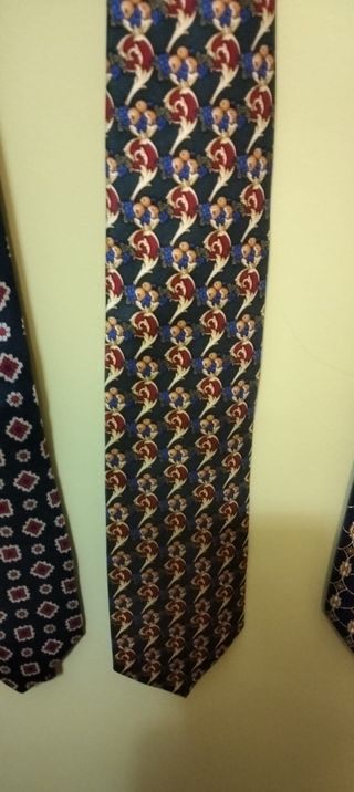 LOTE o INDIVIDUAL CORBATAS SEDA FIRMAS DIFERENTES