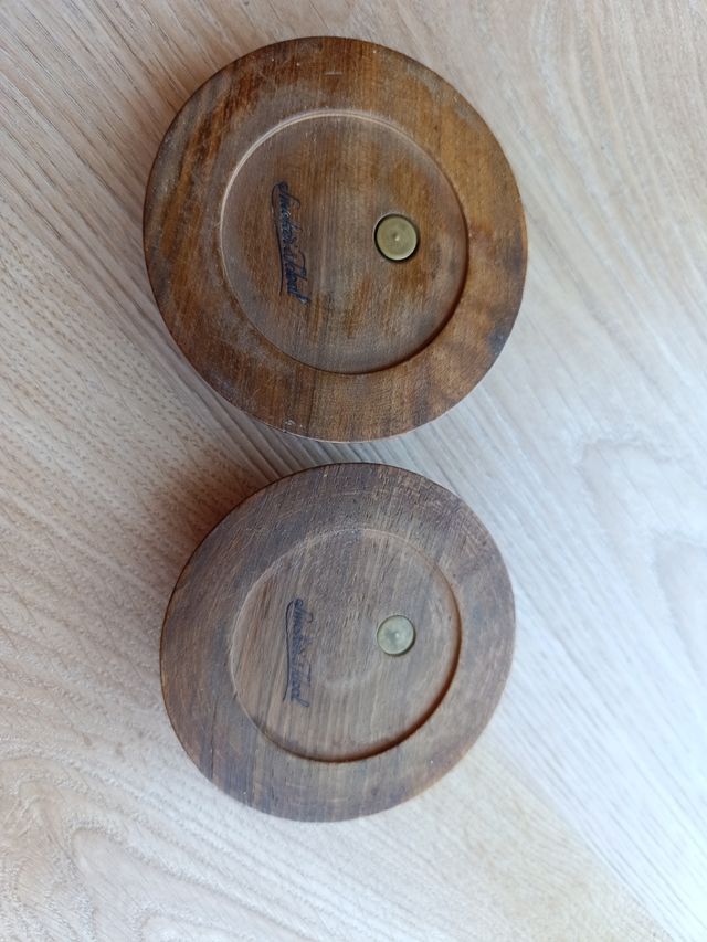 DOS CENICEROS MADERA Y METAL VITAGE