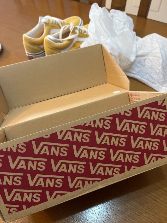 Zapatillas Vans Old Skool amarillas