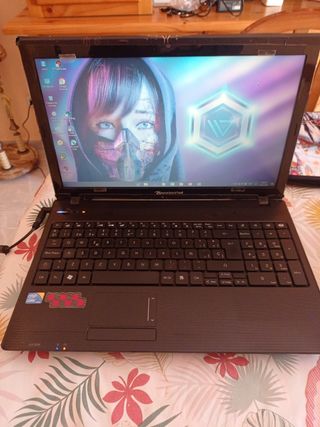 Portátil Packard Bell negro