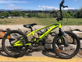 Bicicleta BMX BH Monty 139 race