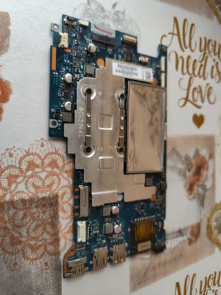 Placa base HP x360 11-ab usada