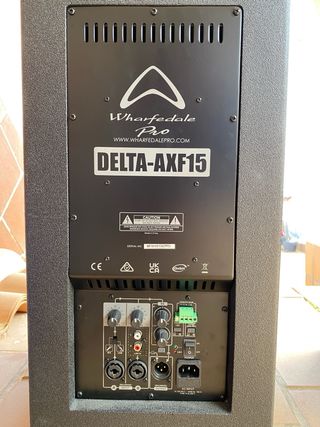 Altavoces wharfedale pro AXF15