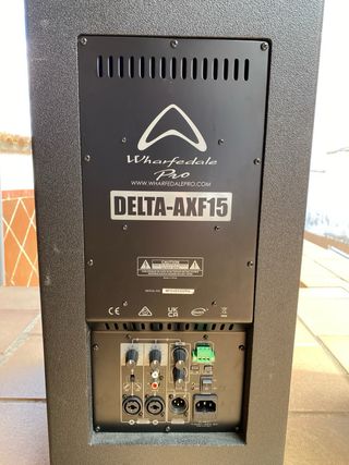 Altavoces wharfedale pro AXF15