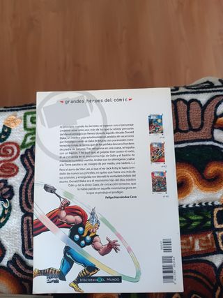 Cómics de Batman + uno de Thor