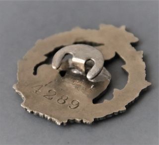 INSIGNIA  SOLDADO BELGA WWI-HORS COMBAT- NUMERADA