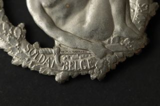 INSIGNIA  SOLDADO BELGA WWI-HORS COMBAT- NUMERADA