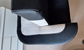 Sofá cama de diseño blanco y negro