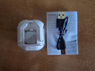 Auriculares Bluetooth blancos