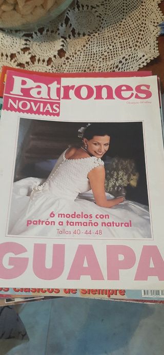 Revista Patrones vestidos de novia. Preciosa