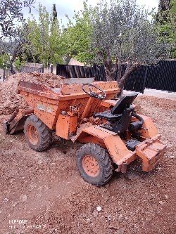 Dumper Ausa 4x4 con pala